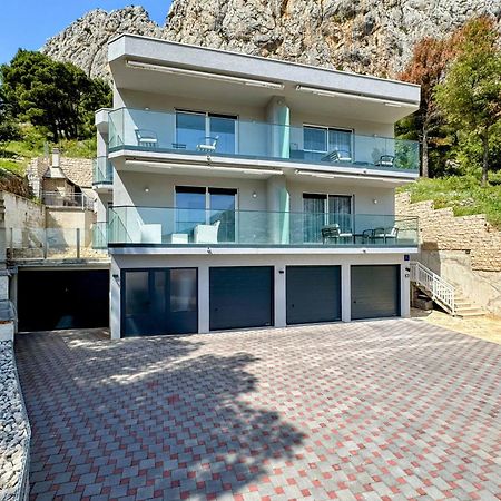 Apartments Elin 奥米什 外观 照片